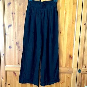 Wide Leg Palazzo Linen Cotton High Waist Pants These run a bit small! Marked S.